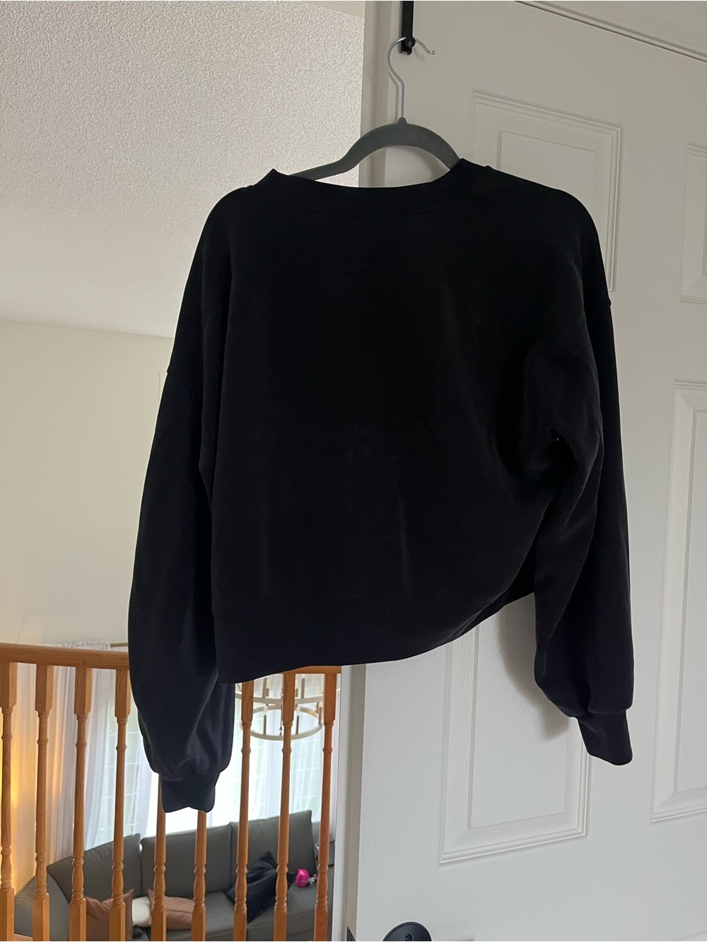 LULULEMON SOFTSTREME BLACK Crewneck Sweatshirt 8
